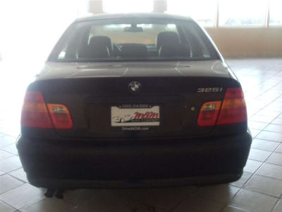 2004 BMW 325 i