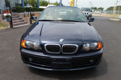 2001 BMW 325  Ci