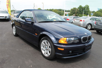 2001 BMW 325  Ci