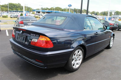 2001 BMW 325  Ci