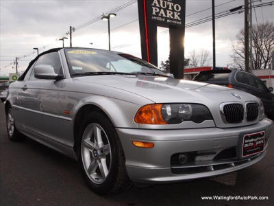 2003 BMW 325  Ci