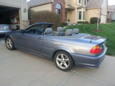 2003 BMW 325 Cic