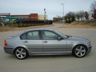 2005 BMW 325 i