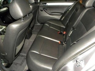 2005 BMW 325 i
