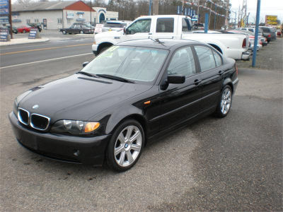 2003 BMW 325  i