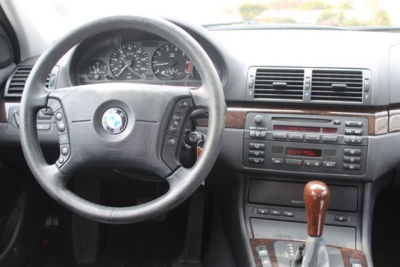 2003 BMW 325 xi