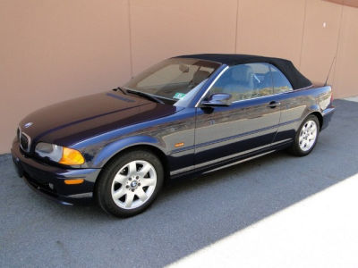 2001 BMW 325  Ci
