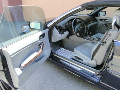 2001 BMW 325  Ci