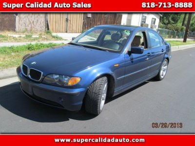 2005 BMW 325  i