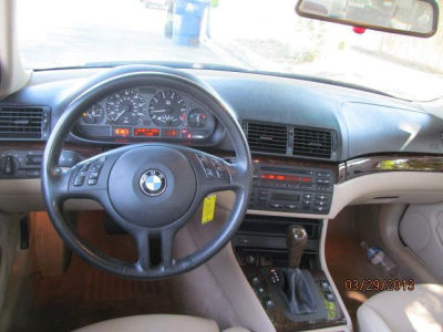 2005 BMW 325 i