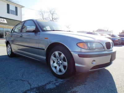 2005 BMW 325  xi