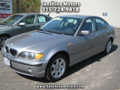 2005 BMW 325  xi