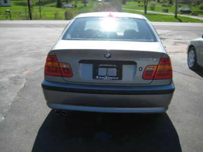 2005 BMW 325 xi