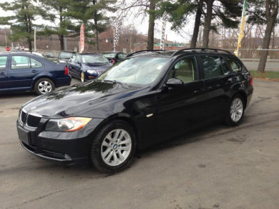 2006 BMW 325  xiT