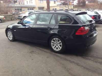 2006 BMW 325  xiT