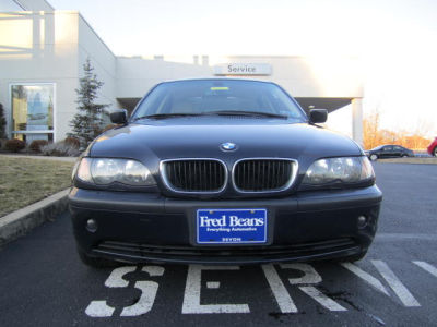 2005 BMW 325  xi