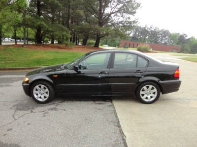 2003 BMW 325  i