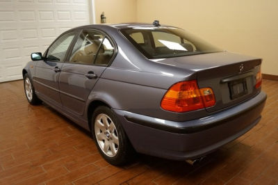2004 BMW 325 xi