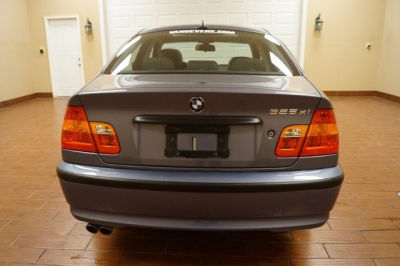 2004 BMW 325 xi