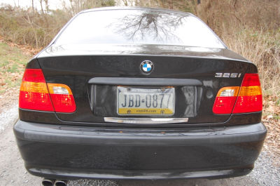 2005 BMW 325  i
