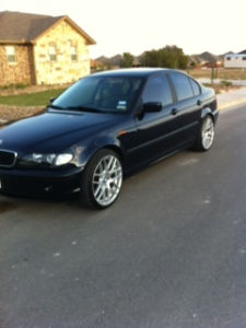 2004 BMW 325  i