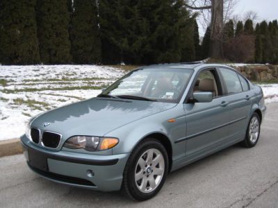 2002 BMW 325 i