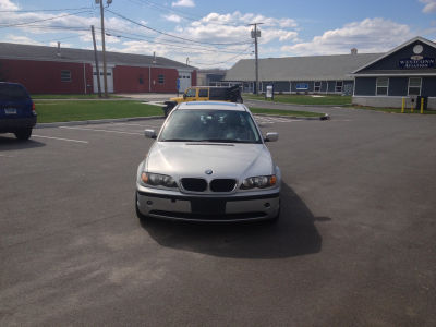 2003 BMW 325  i