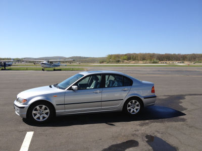 2003 BMW 325  i