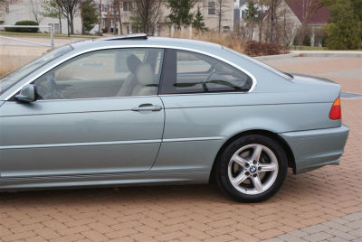 2003 BMW 325  Ci