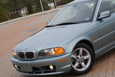 2003 BMW 325  Ci