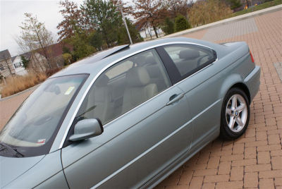 2003 BMW 325  Ci