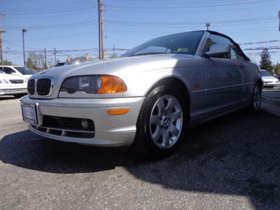 2001 BMW 325  Ci