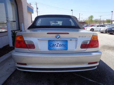 2001 BMW 325  Ci