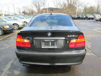 2004 BMW 325 xi