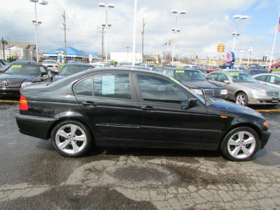 2004 BMW 325 xi