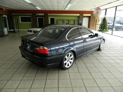 2003 BMW 325  Ci