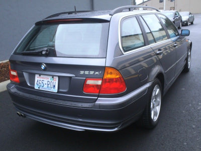2003 BMW 325 xiT
