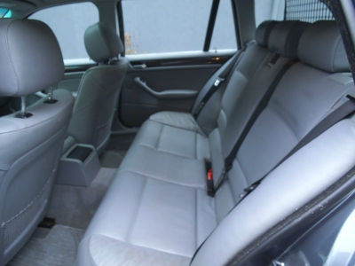 2003 BMW 325 xiT