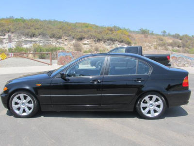 2003 BMW 325  i