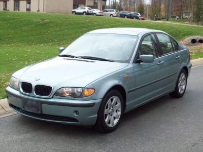 2002 BMW 325 i