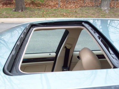 2002 BMW 325 i