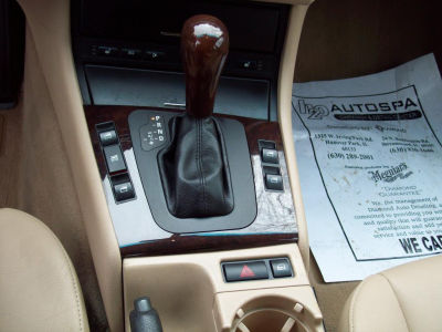 2002 BMW 325 i