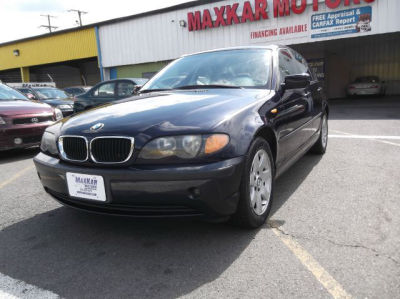 2002 BMW 325  xi