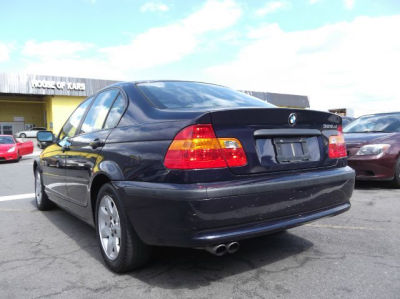 2002 BMW 325 xi