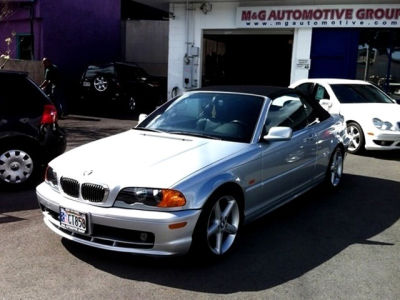 2001 BMW 325  Ci