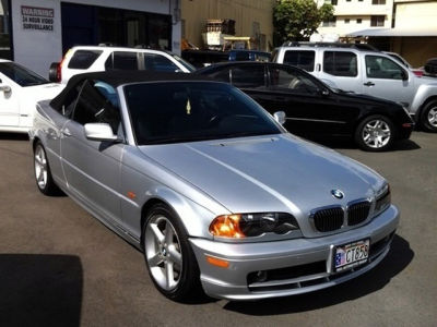 2001 BMW 325  Ci