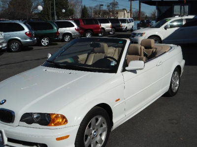 2001 BMW 325  Ci