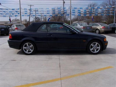 2003 BMW 325  Ci