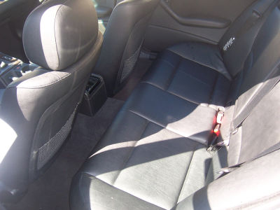 2001 BMW 325  i