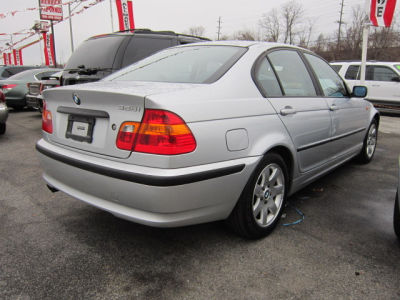 2002 BMW 325 i